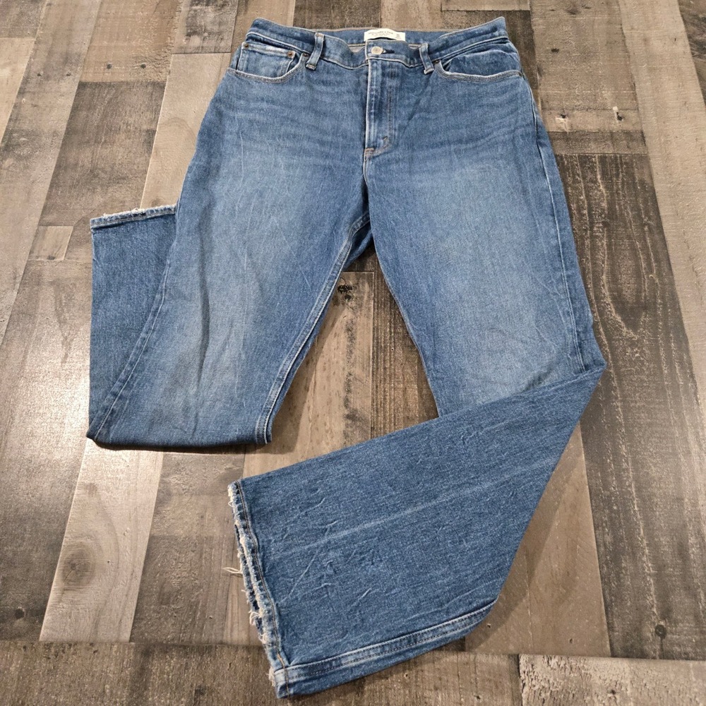 Abercrombie Denim The 70s Vintage Flare Ultra High Waist Medium Wash Size 30/10S